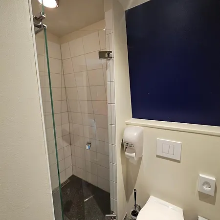 Jaktstuga Bij Het Buitengoed *